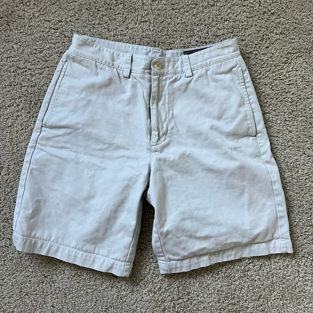 Men’s Vineyard Vines Khaki Shorts (Size 30)